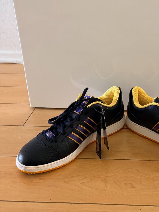 Adidas NBA Lakers Courtside II Men\'s Shoes, US size 11.5 NEW